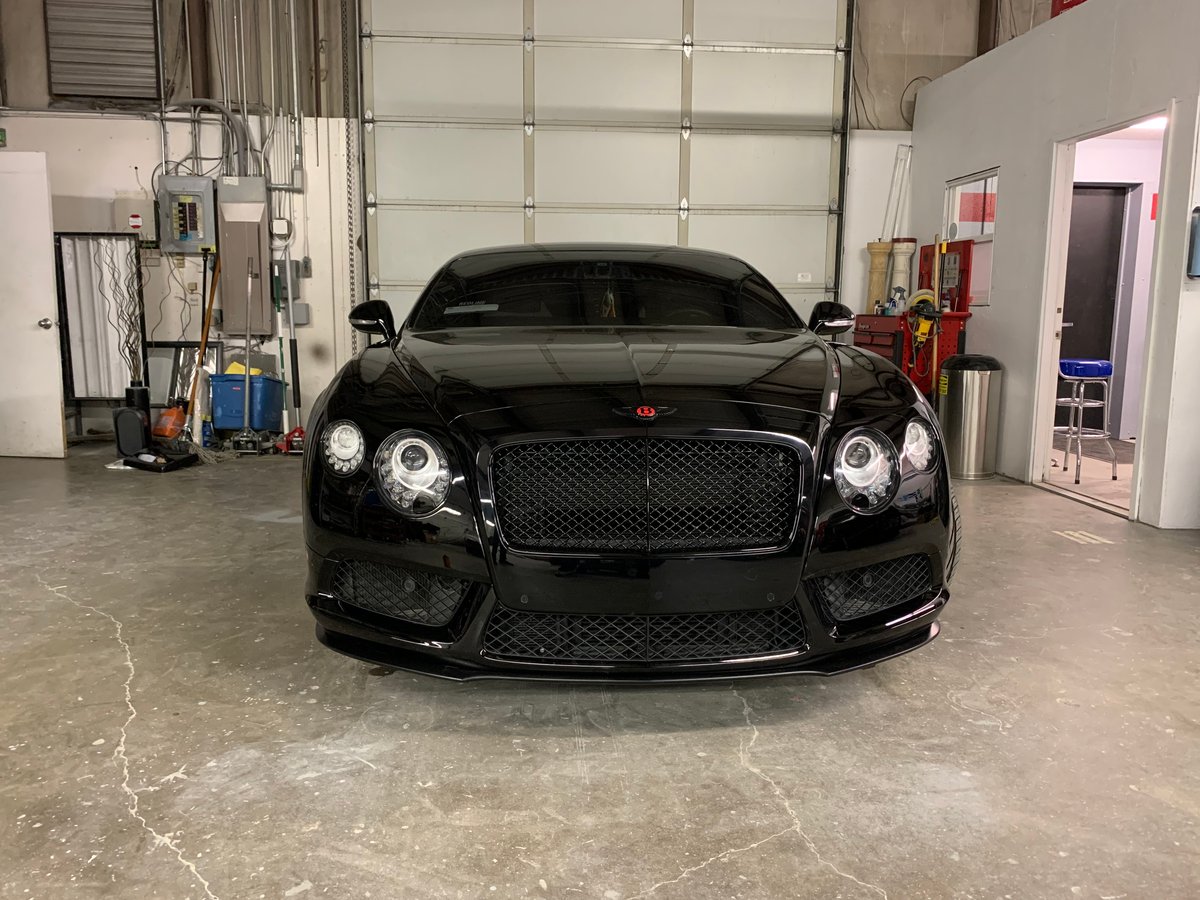 Gresham Collision Repair shop photo 4
